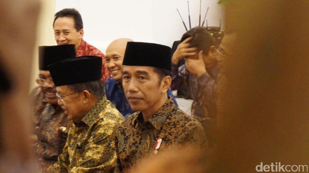 Buka bersama Kabinet Kerja di Istana Bogor, Senin (29/5/2017)