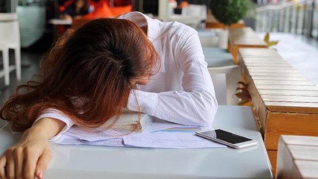 Yakin Nggak Ngantuk? Ini 5 Tanda Bahwa Kamu Beneran Butuh Tidur