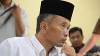 Bandingkan penampilan Bambang pada 29 Mei 2017 lalu saat menjalani sidang. 