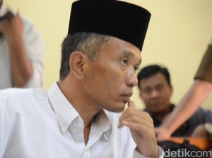 Sederet Alasan Bambang Tri Cabut Gugatan Dugaan Ijazah Palsu Jokowi