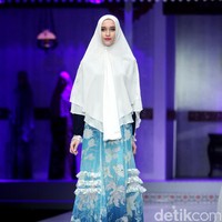 Koleksi terbaru Si.Se.Sa yang mengusung tema Keluargi bertempat di Dharmawangsa Hotel. Jakarta.[Foto: Mohammad Abduh/wolipop]