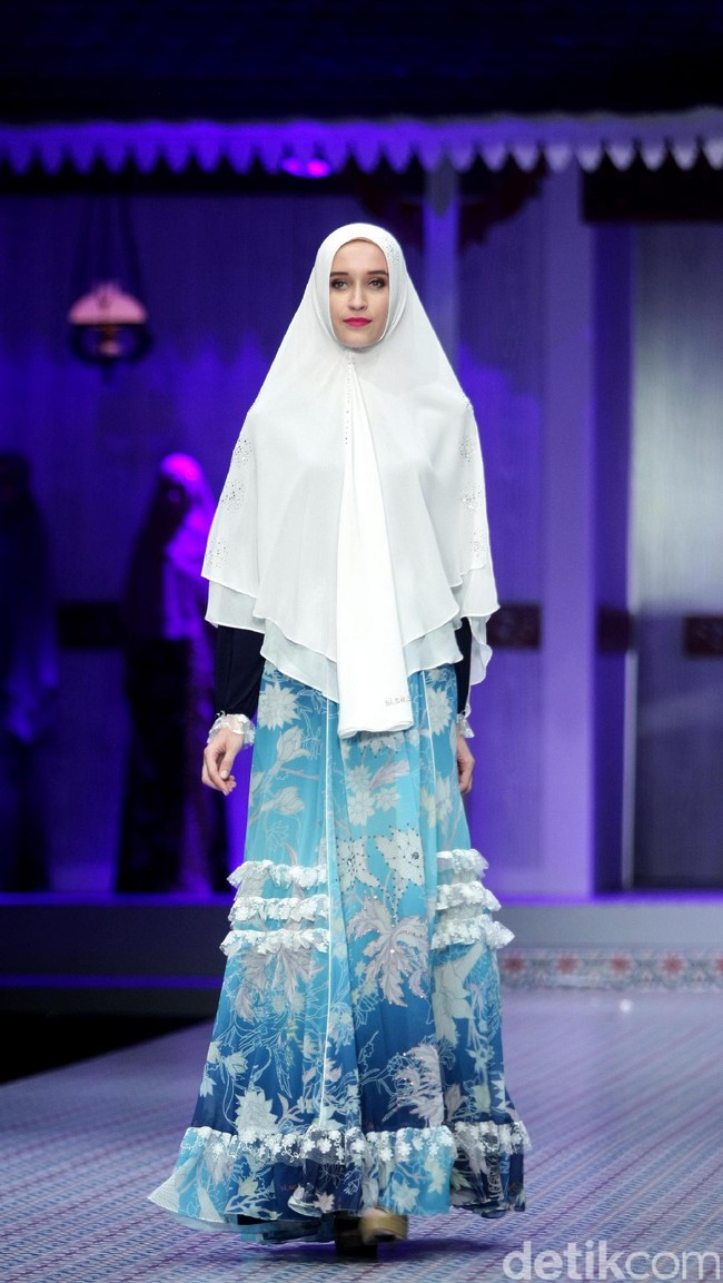 Koleksi terbaru Si.Se.Sa yang mengusung tema Keluargi bertempat di Dharmawangsa Hotel. Jakarta.[Foto: Mohammad Abduh/wolipop]