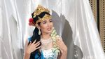 Seru! Maria Selena Jadi Dayang Sumbi di Pentas Teater