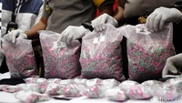 Ekstasi yang diamankan itu senilai Rp 3,5 miliar.