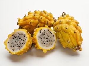 Selain Buah Naga Merah dan Putih, Ternyata Ada Buah Naga Kuning Lho!