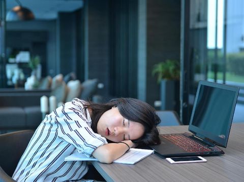 Kurang tidur di bulan puasa bisa memicu terjadinya sakit kepala