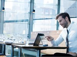 Si Ramping ZenBook Flip S Tampil Menawan