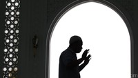 Masjid Ramlie Musofa menjadi semakin populer karena kemegahannya yang sangat identik dengan Taj Mahal di India.