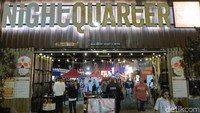 Untuk traveler yang berpuasa di Gold Coast, Australia, ada NightQuarter Market dengan aneka kuliner lezat yang buka pada Jumat dan Sabtu malam saja. Cocok untuk buka puasa di akhir pekan (Fitraya/detikTravel)