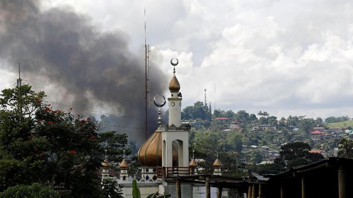 Filipina Serukan Militan Terkait ISIS di Marawi Menyerah