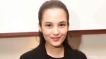 Senyum Manis Chelsea Islan Pembangkit Semangat