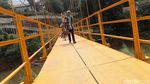 Jembatan Kuning Permudah Warga Condet-Poltangan