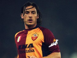 Di nomor tiga ada Pangeran Roma. Dialah Fransesco Totti dengan 80 gol penalti(Getty Images)