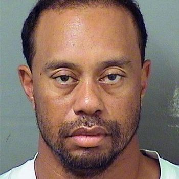 Tiger Woods diamankan polisi karena mabuk saat berkendara