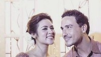 Raisa tersenyum lebar, begitupun Hamish Daud. Foto: Instagram @hamishdw/@raisa6690/@marulitampubolon777