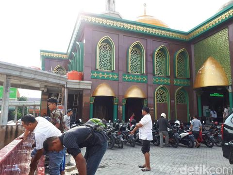 Cerita dari Mulut ke Mulut soal Sumur Tua di Masjid Raya Pekanbaru