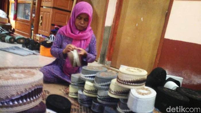 Perajin Peci Bantul Bidik Pasar Asia Tenggara