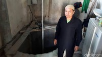 Di sisi selatan masjid ada sumur tua yang kedalamannya berkisar 12 meter. Padahal posisi masjid berada di dataran tinggi, yang semestinya sangat kesulitan air. (Chaidir Anwar Tanjung/detikcom)