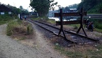 Selain itu reaktivasi ini juga menambah kapasitas mobilitas Semarang-Magelang-Yogyakarta yang selama ini jalur jalan raya sudah cukup padat. Pool/Masyarakat Transportasi Indonesia (MTI).