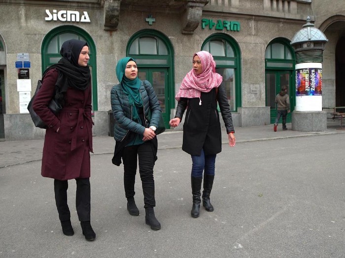 Muslimah Kroasia, Linda  Djouab  dan Adaleta Beirovi (Hilman/TRANS7)