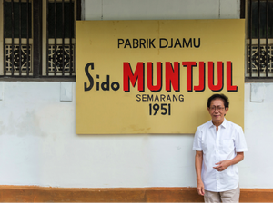 Mengintip Syuting Sejarah Jamu Tolak Angin Sido Muncul di Yogya