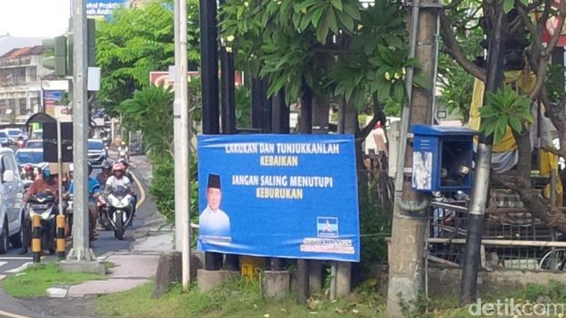 Spanduk SBY di Denpasar, Bali / 