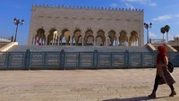 Maroko, negara eksotik di tepi Samudra Atlantik ini 99 persen warganya memeluk Islam. Kunjungan tim Jazirah Islam ke Negeri Al-Mamlaka Al-Maghribiyah diawali dengan melihat cantiknya ibu kota Maroko, Rabat. Kota yang dikenal dengan julukan Seribu Benteng ini memang sungguh memesona. Pool/Jazirah Islam Trans7.