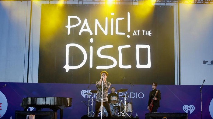 LAS VEGAS, NV - SEPTEMBER 24:  Recording artist Brendon Urie of Panic! at the Disco performs onstage during the 2016 Daytime Village at the iHeartRadio Music Festival at the Las Vegas Village on September 24, 2016 in Las Vegas, Nevada.  (Photo by Isaac Brekken/Getty Images for iHeartMedia)