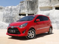 April 2017, Ada IIMS Banyak Mobil Baru Bertaburan di Tanah Air