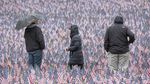 Kenang Korban Perang, Taman Boston Dihiasi 37 Ribu Bendera
