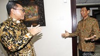 Selain itu, MPR juga mendukung agar RUU Antiterorisme segera dirampungkan. MPR berpandangan akhir-akhir ini banyak aksi teroris di banyak dunia sehingga aparat penegak hukum Indonesia harus punya pegangan kuat dalam kasus teror.