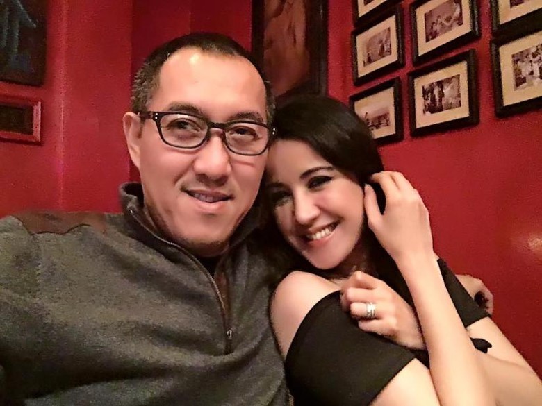 Soal Pernikahan Ketiga Andi Soraya, Anak: Masa Anaknya Sendiri Nggak Tahu! Soal Pernikahan Ketiga Andi Soraya, Anak: Masa Anaknya Sendiri Nggak Tahu!