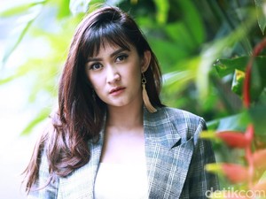 Jokowi Difitnah Saat HUT ke-56, Nafa Urbach Berang