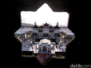 Sabyan Gambus Meriahkan Perayaan HUT Ke-814 Banda Aceh