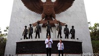 Imam Nahrawi memperingati hari lahir Pancasila di Monumen Pancasila Sakti, Lubang Buaya, Jakarta Timur, Rabu (31/5/2017). 