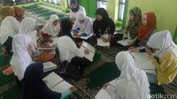 Semangat Ratusan Tunanetra Belajar Alquran Braille di Bandung