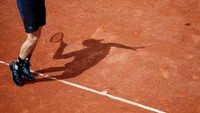 Bertanding pada Selasa (31/5/2017), Murray sempat kehilangan set kedua sebelum mengalahkan petenis nomor satu Rusia itu dengan skor akhir 6-4, 4-6, 6-2, 6-0. Reuters/Christian Hartmann.