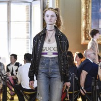 A model walks the runway at the Gucci Cruise 2018 show at Palazzo Pitti on May 29, 2017 in Florence, Italy.  (Photo by Pietro DAprano/Getty Images)