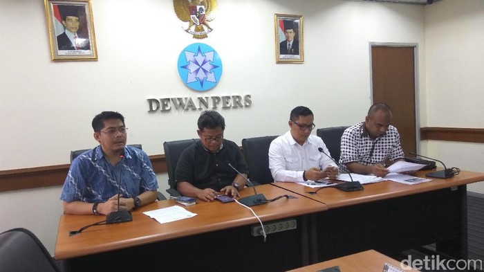 Tim Anies-Sandi Laporkan Situs Gerilyapolitik ke Dewan Pers