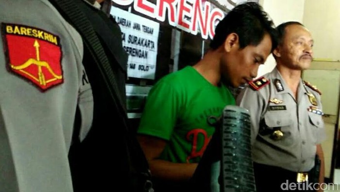 Digerebek Saat Transaksi, Pembeli Nekat Telan Sabu dalam Kemasan