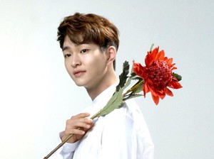 Onew SHINee Dikabarkan Pacaran dengan Lawan Main di DOTS