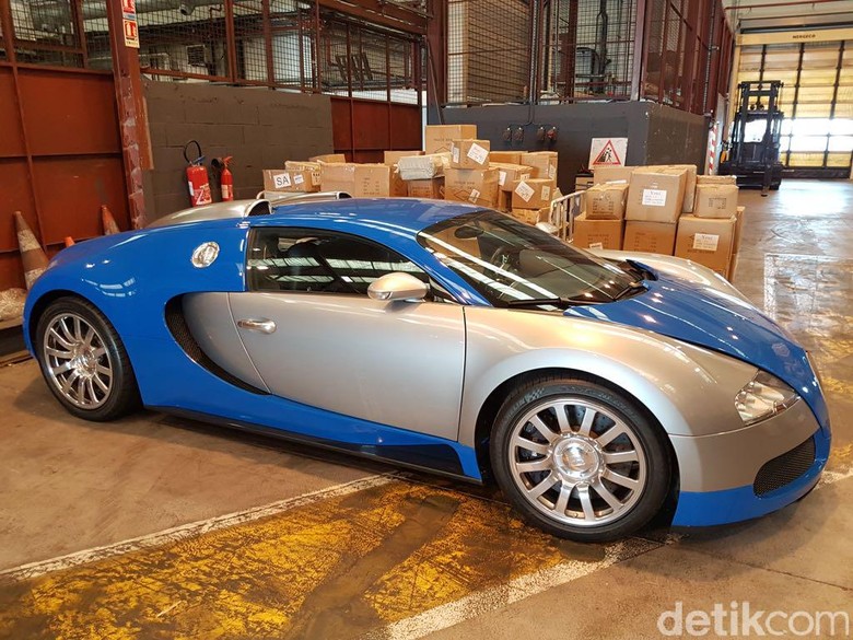 Soal Foto  Bugatti  Veyron untuk Indonesia Ini Kata Importirnya