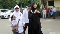 Putri Aisyah Aminah saat diperiksa terkait laporan mantan ART-nya, ASti Damayanti di Polda Metro Jaya, Jakarta Pusat pada Rabu (31/5/2017). Foto: Desi Puspasari/detikHOT