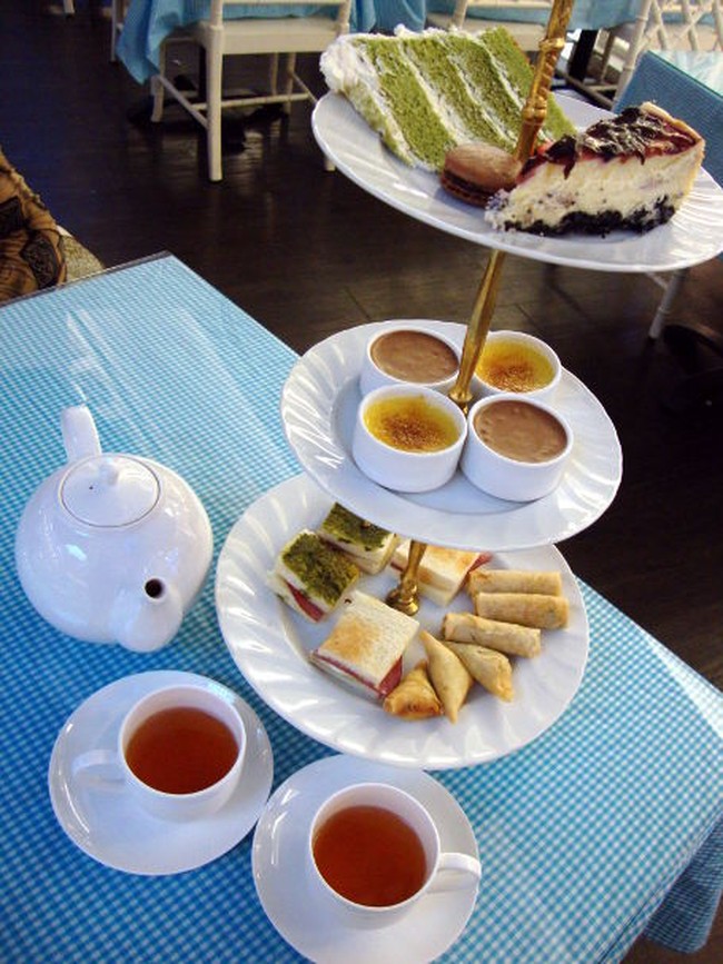 Di 5 Butik Teh Ini Bisa Buka Puasa dengan Secangkir Teh Hangat dan Ragam Kudapan