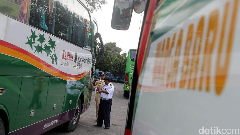 500 Bus Tambahan Disiapkan untuk Mudik Lebaran di Banten 500 Bus Tambahan Disiapkan untuk Mudik Lebaran di Banten