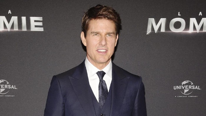 PARIS, FRANCE - MAY 30:  (L-R) Actors Sofia Boutella, Tom Cruise and Annabelle Wallis attend The Mummy - La Momie Paris Premiere at Le Grand Rex on May 30, 2017 in Paris, France.  (Photo by Pascal Le Segretain/Getty Images)