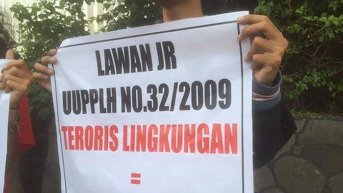 Pengusaha Gugat Pasal Sakti Penjerat Pembakar Hutan, Ini Kata UGM