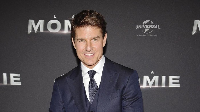 PARIS, FRANCE - MAY 30:  (L-R) Actors Sofia Boutella, Tom Cruise and Annabelle Wallis attend The Mummy - La Momie Paris Premiere at Le Grand Rex on May 30, 2017 in Paris, France.  (Photo by Pascal Le Segretain/Getty Images)