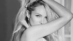 7 Potret Cantiknya Candice Swanepoel, Supermodel yang Dilirik Harry Styles