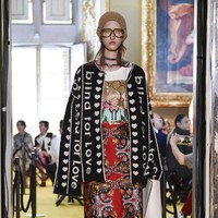 A model walks the runway at the Gucci Cruise 2018 show at Palazzo Pitti on May 29, 2017 in Florence, Italy.  (Photo by Pietro DAprano/Getty Images)